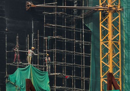 　インド統計局（ＮＳＯ）は７日、２０２５年度（２５年４月─２６年３月）の国内総生産（ＧＤＰ）が前年度から７．４％増加するとの予想を発表した。ニューデリーで昨年１１月撮影(２０２６年　ロイター/Anushree Fadnavis)