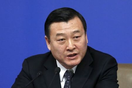 　中国の倪虹・住宅都市農村建設相は、住宅購入を促進するためには初回購入者の住宅ローン金利や頭金比率を引き下げるなど、より効果が大きい政策が必要との認識を示した。２０１６年３月撮影（２０２３年　ロイター/Kim Kyung Hoon）