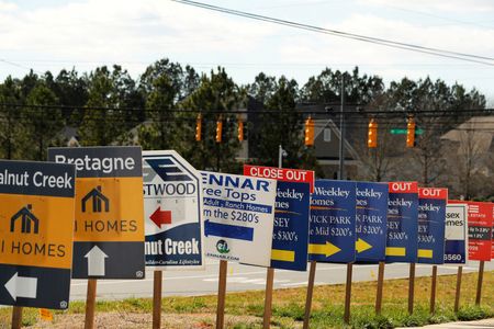 全米リアルター協会（ＮＡＲ）が２１日に発表した１月の米中古住宅販売戸数（季節調整済み）は年率換算で前月比４．９％減の４０８万戸となった。２０２０年２月撮影（２０２５年　ロイター/Lucas Jackson）