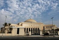 エジプト議会、サウジ軍事支援承認　対フーシ派に直接関与の可能性