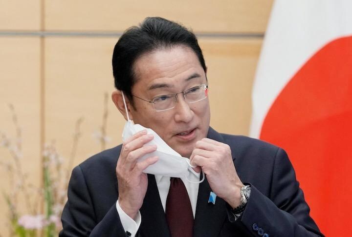 メディアなどが醸成する円安批判の世論が、岸田政権の今後の経済政策運営を左右するリスク...... Franck Robichon / REUTERS