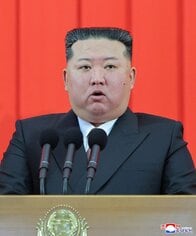 金正恩死亡説、写真公開でも消えない疑念　専門家が語る情報統制の実態