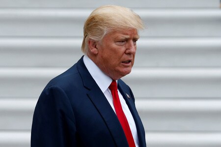 　８月１５日、トランプ米大統領は、バージニア州シャーロッツビルで発生した白人至上主義団体と反対派の衝突を巡る政権の対応に抗議し大統領の経済助言組織を辞任した米企業トップらを「スタンドプレイヤー」と呼び批判した。前日撮影（２０１７年　ロイター／Jonathan Ernst）