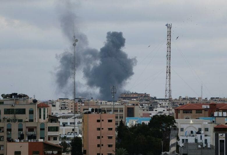 イスラエルとパレスチナ自治区ガザのイスラム組織ハマスが停戦入りしたのを受け、ハマスの幹部は、イスラエルがエルサレムでの人権侵害を停止し、ガザ空爆による被害に対応する必要があると述べた。写真は煙が立ち昇るガザ地区。5月20日撮影（2021年/Mohammed Salem）