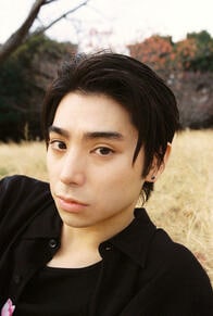 「新しい刺激」に飢えた、若き表現者・村上虹郎。