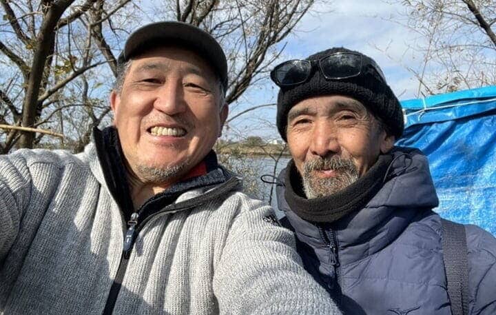 荒川河川敷のホームレス