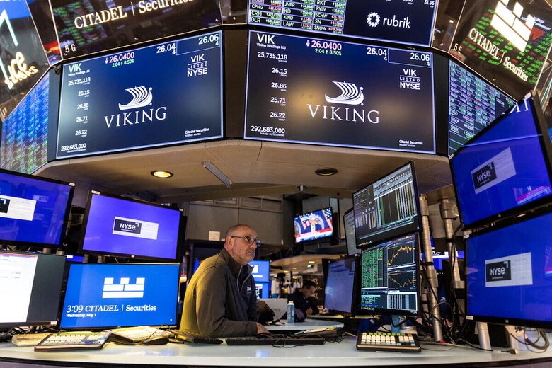 パニック前夜のニューヨーク証券取引所（3月1日、 REUTERS/Stefan Jeremiah）