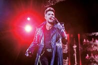 クイーンの現ボーカリスト、アダム・ランバートが70年代に回帰する理由
