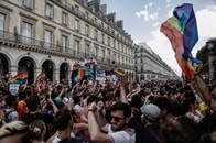 LGBT最前線を行く、フランスの次なる課題とは？