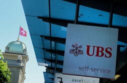 ＵＢＳ移転ならスイスで1.2万人雇用消失も、従業員団体が警告