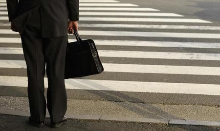 総務省が３０日発表した３月の完全失業率（季節調整値）は２．６％で、前月（２．６％）から横ばいだった。写真は２０１１年４月、都内で撮影（２０２４年　ロイター／Yuriko Nakao）