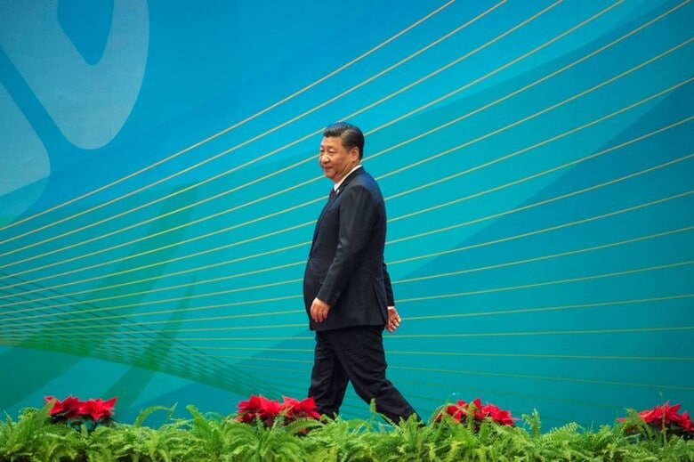 １２月３日、中国の習近平国家主席はグローバルなインターネットに扉を閉ざす意向はないが、「サイバー主権」は、インターネットの発展において鍵になると発言した。写真は１日、代表撮影（２０１７年　ロイター）