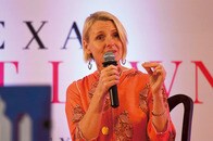 世界的ベストセラー作家の「ロシアが舞台」の小説が刊行中止に...読者に媚びる出版業界の「気概なさ」