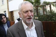 イギリス最大野党・労働党、党首の不信任動議を大差で可決