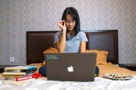 「目覚めてすぐ働く」は絶対NG...副業選びで考えるべき「3つのT」とは？