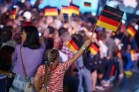 9月に州議会選があるドイツで、ロシアが偽情報工作強化？