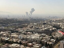 追い詰められたトランプ、イラン戦争の出口は地上侵攻か核使用しかない