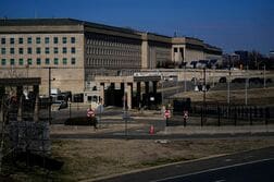 米ペンタゴンで危険物事案、複数階を封鎖