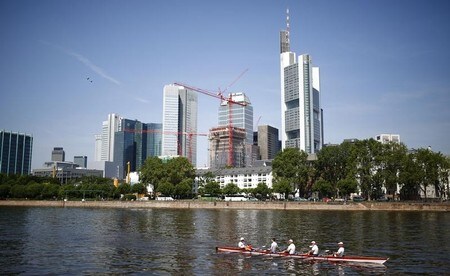 　１月１１日、ドイツ連邦統計庁が発表した２０１７年の国内総生産（ＧＤＰ）速報値は前年比２．２％増と、６年ぶりの大幅な伸びとなった。フランクフルトで２０１３年７月撮影（２０１８年　ロイター/Kai Pfaffenbach）