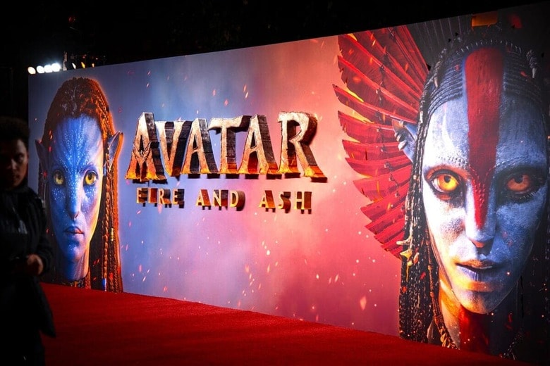 『アバター：ファイヤー・アンド・アッシュ』ロンドンプレミア　Loredana Sangiuliano-Shutterstock