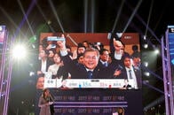 韓国「反日大統領」文在寅、成功体験を重ねた自信家の経歴