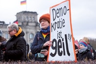 トランプが勝てば危機に瀕する米欧の民主主義