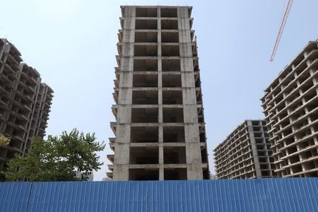　１２月１２日　中国の民間不動産調査大手、中国指数研究院（チャイナ・インデックス・アカデミー）は１２日、国内１６都市の新築住宅販売が先週になって増加したと明らかにした。９月１７日、中国・桂林で撮影（２０２２年　ロイター／Eduardo Baptista）