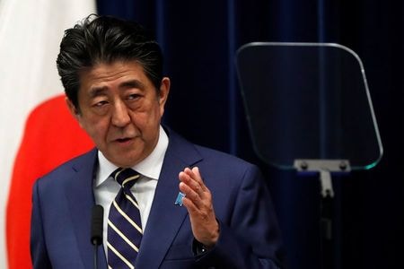 　７月９日、安倍首相は、東京都でこの日、新型コロナウイルスへの感染が確認された人が２２４人と過去最多になったことについて、「高い緊張感をもって感染状況を注視している」と語った。写真は３月、都内で撮影（２０２０年　ロイター／Issei Kato）