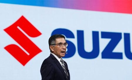 　１１月２５日、スズキは、小型車「ソリオ」を約５年ぶりに全面改良し、１２月４日に国内で発売すると発表した。写真は同社の鈴木俊宏社長。都内で昨年１０月撮影（２０２０年　ロイター／Soe Zeya Tun）