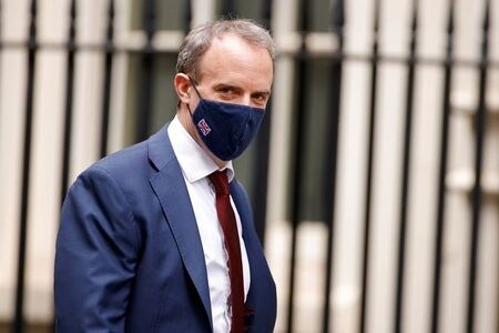 　３月１６日、英国のラーブ外相は、中国との前向きな関係を望むが、自国の価値観を犠牲にすることはないと述べた。ロンドンで２月２４日撮影（２０２１年　ロイター/John Sibley）