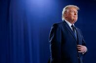 トランプ氏自ら開幕、アーティストの辞退相次ぎ　米建国250周年行事