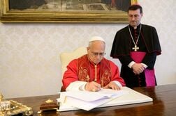 ローマ教皇、初の回勅でＡＩ規制促す　自律型兵器や偽情報拡散に警鐘