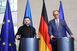 ウクライナをＥＵ「準加盟国」に、独首相が過渡的措置提案