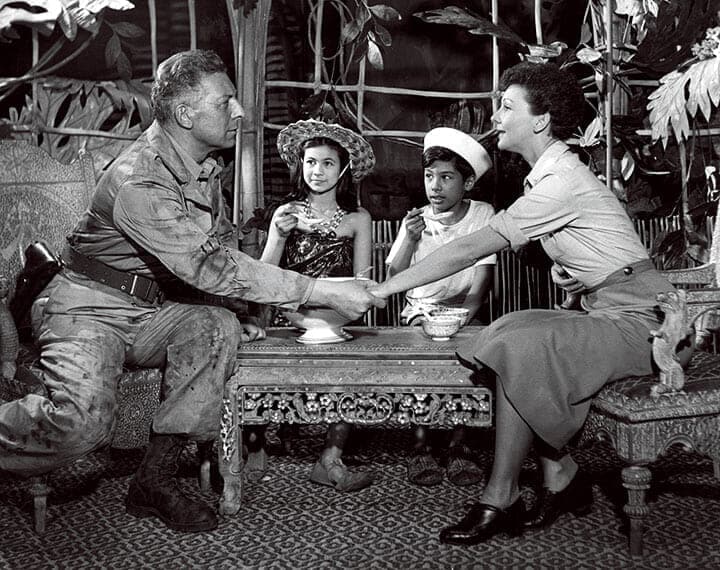 『南太平洋』 エミールとネリーは子供たちをめぐり葛藤する（49年初演）