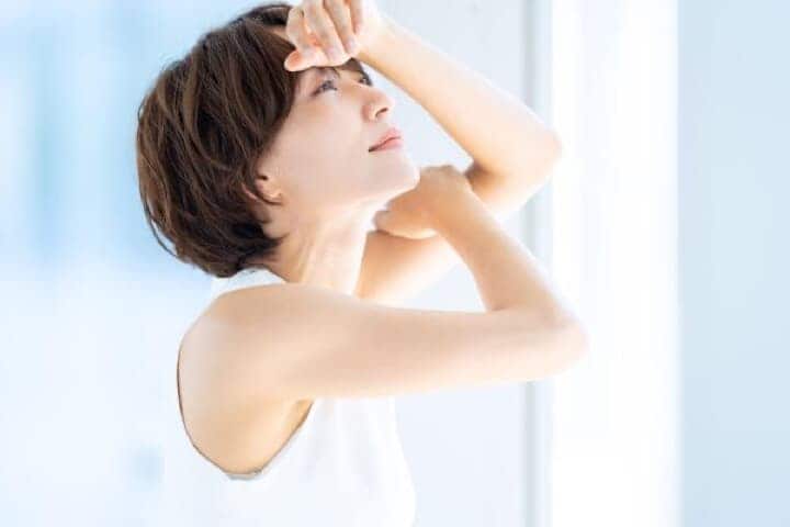 ダイエットの運動をした女性のイメージ