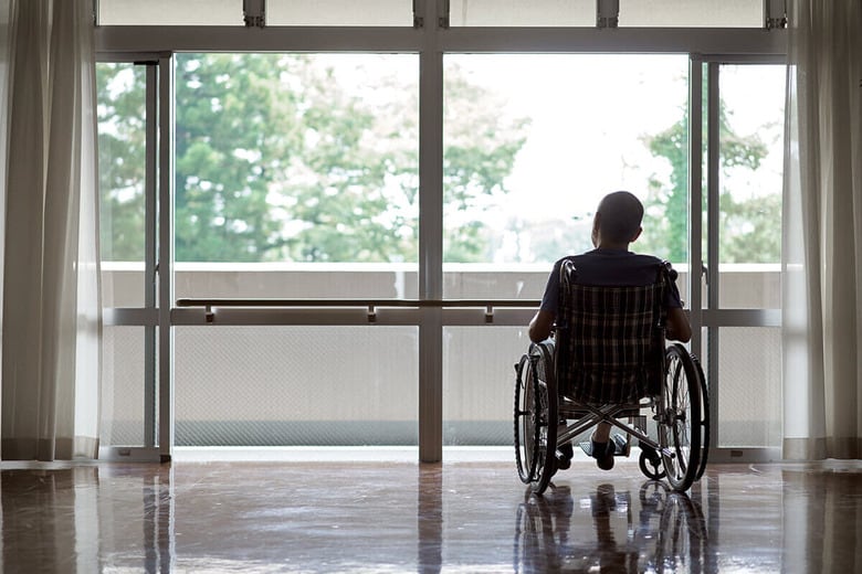 もっと自由な介護が日本の高齢者を救う　MAPO_JAPAN/SHUTTERSTOCK