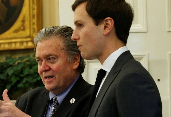 バノン大統領顧問がNSCの中核メンバーから外れ、大統領の娘婿クシュナー氏と軍出身者の影響力が増大した。REUTERS/Kevin Lamarque