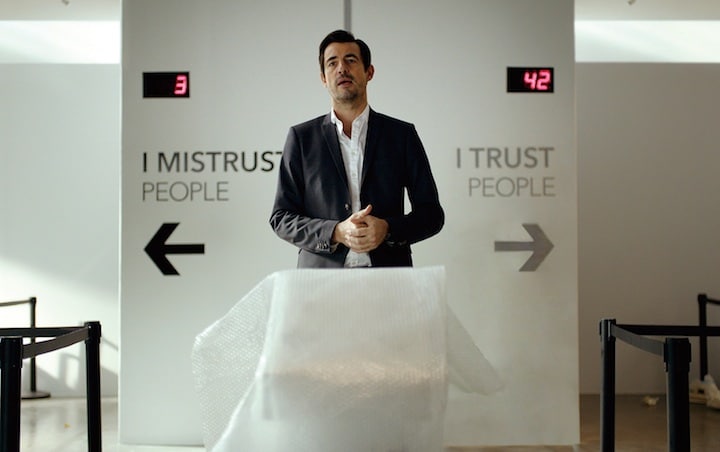 主人公は、現代美術館のチーフ・キュレーター『ザ・スクエア　思いやりの聖域』（C） 2017 Plattform Produktion AB / Société Parisienne de Production / Essential Filmproduktion GmbH / Coproduction Office ApS