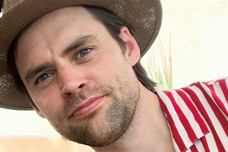 自分の故郷の北アイルランドは困難な対話と妥協を受け入れたと語るコノリー　KC CONNOLLY