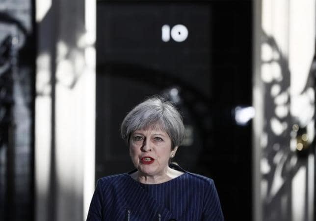 ４月１８日、英国のメイ首相は６月８日に総選挙を前倒し実施する意向を表した（２０１７年　ロイター/Stefan Wermuth）