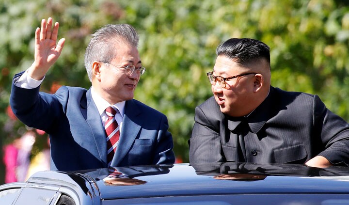 第3回の南北首脳会談で両首脳は南北間の融和をこれまで以上に強調した　Pyeongyang Press Corps/REUTERS