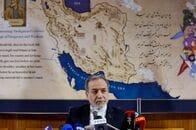 イラン外相、外国軍撤退が「リスク軽減の最善策」　米ヘリ撃墜受け