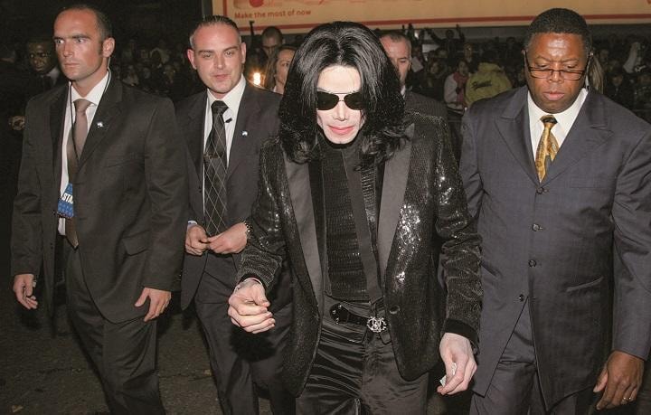 ロンドンを訪れたマイケル・ジャクソンを警護　GETTY IMAGES