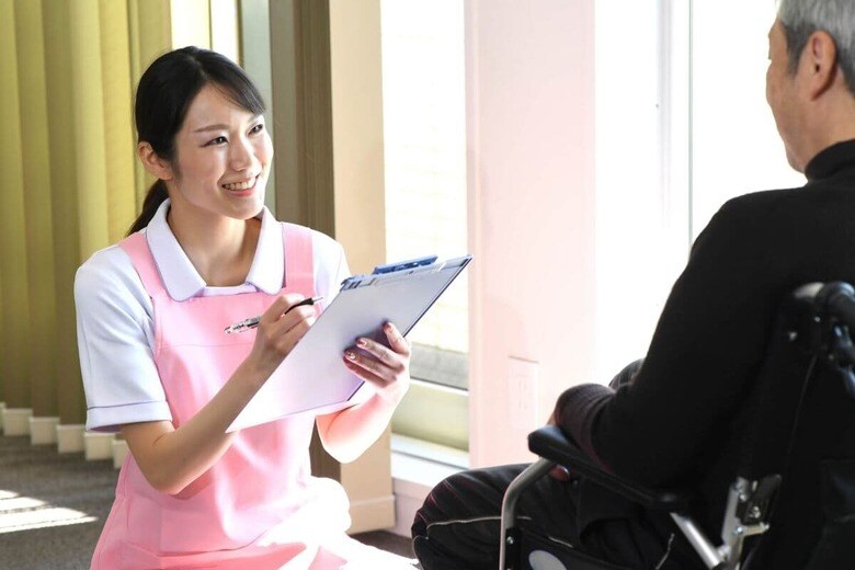 福祉の仕事をする女性