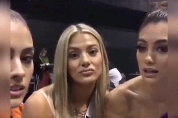 ミス・ユニバース米国代表のサラ・ローズ・サマーズ（中央）が投稿した動画より　grandslambeautyalliance / Instagram