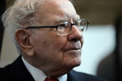 バフェット氏がゲイツ財団への寄付打ち切り、エプスタイン問題受け