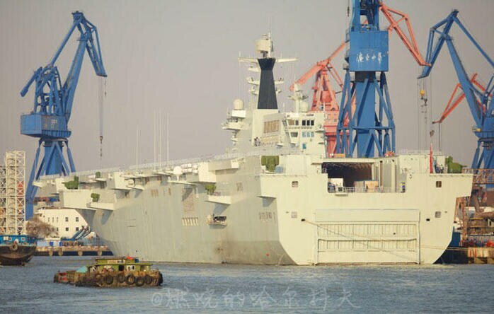 中国人民解放軍 強襲揚陸艦 安徽 33 チャレンジ 世界記録並み」の急ピッチで強襲揚陸艦の建造を進める中国 | ニューズ