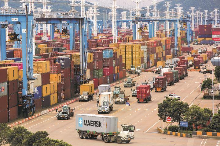 世界トップクラスの貨物取扱量を誇る浙江省の寧波舟山港　CNSPHOTOｰREUTERS