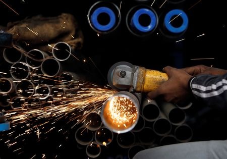 　４月１１日、インド統計省が発表した２月の鉱工業生産指数は前年比２．９％上昇した。写真は２０１８年１２月、デリーで撮影（２０２５年　ロイター/Anushree Fadnavis）
