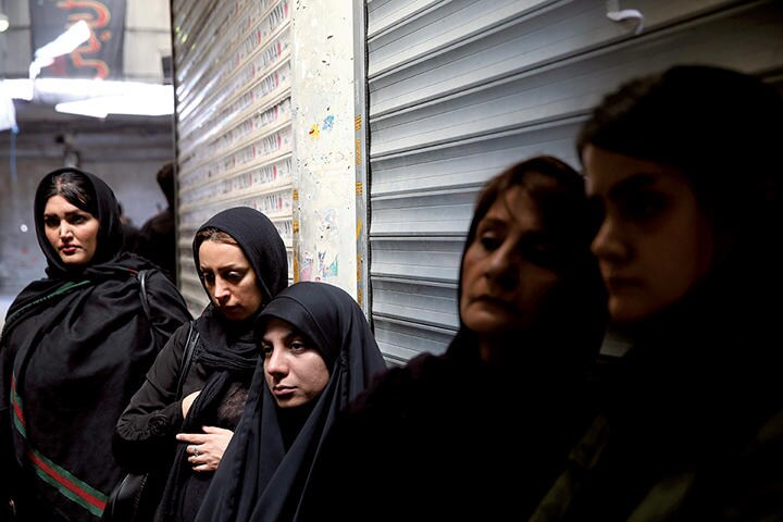 名誉殺人はイランだけの問題ではない（テヘラン）　NAZANIN TABATABAEE-WANA-REUTERS